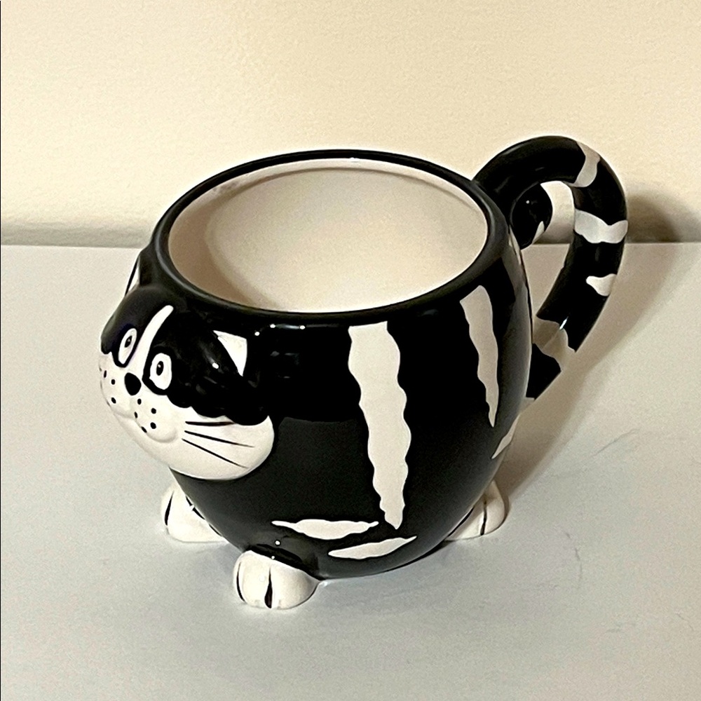 Pier1. Black and White Chubby Cat Mug. Hand Painted. NWOT